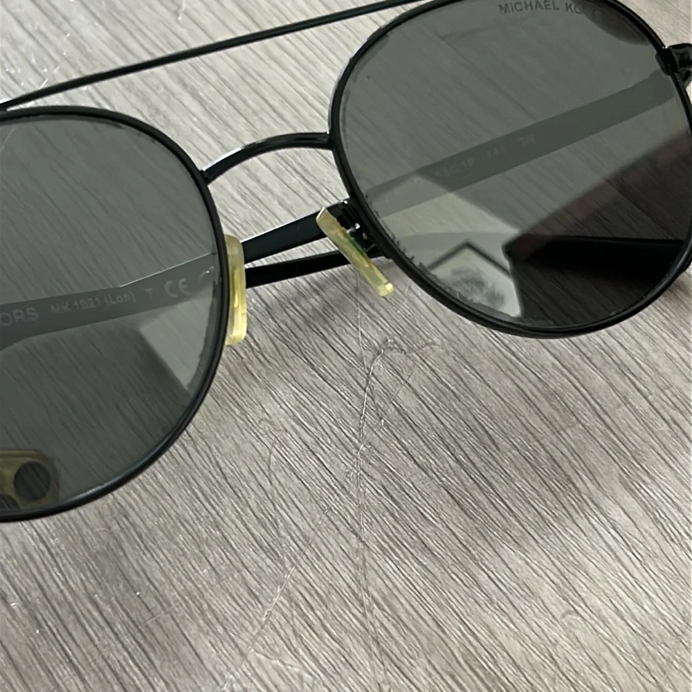 Michael Kors MK1021 (Lon) Sunglasses